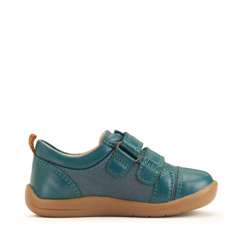 A boys casual shoe by Start-Rite, style Maze, in teal leather with orange canvas side panel. Double velcro fastening. Left side view.