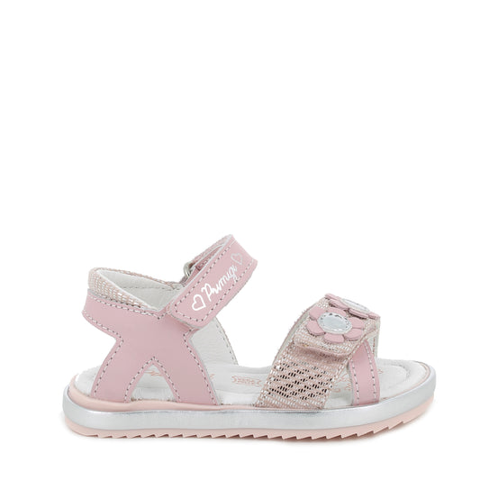 A girls open toe sandal by Primigi, style Happy Startlet 5915022, with flower trim in pink and silver leather. Velcro fastening. Right side view.