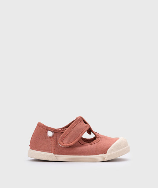 Igor Style Lona Pepito, a T-bar pump in terracotta with velcro fastening on a cream sole and a toe bumper. Right side view.