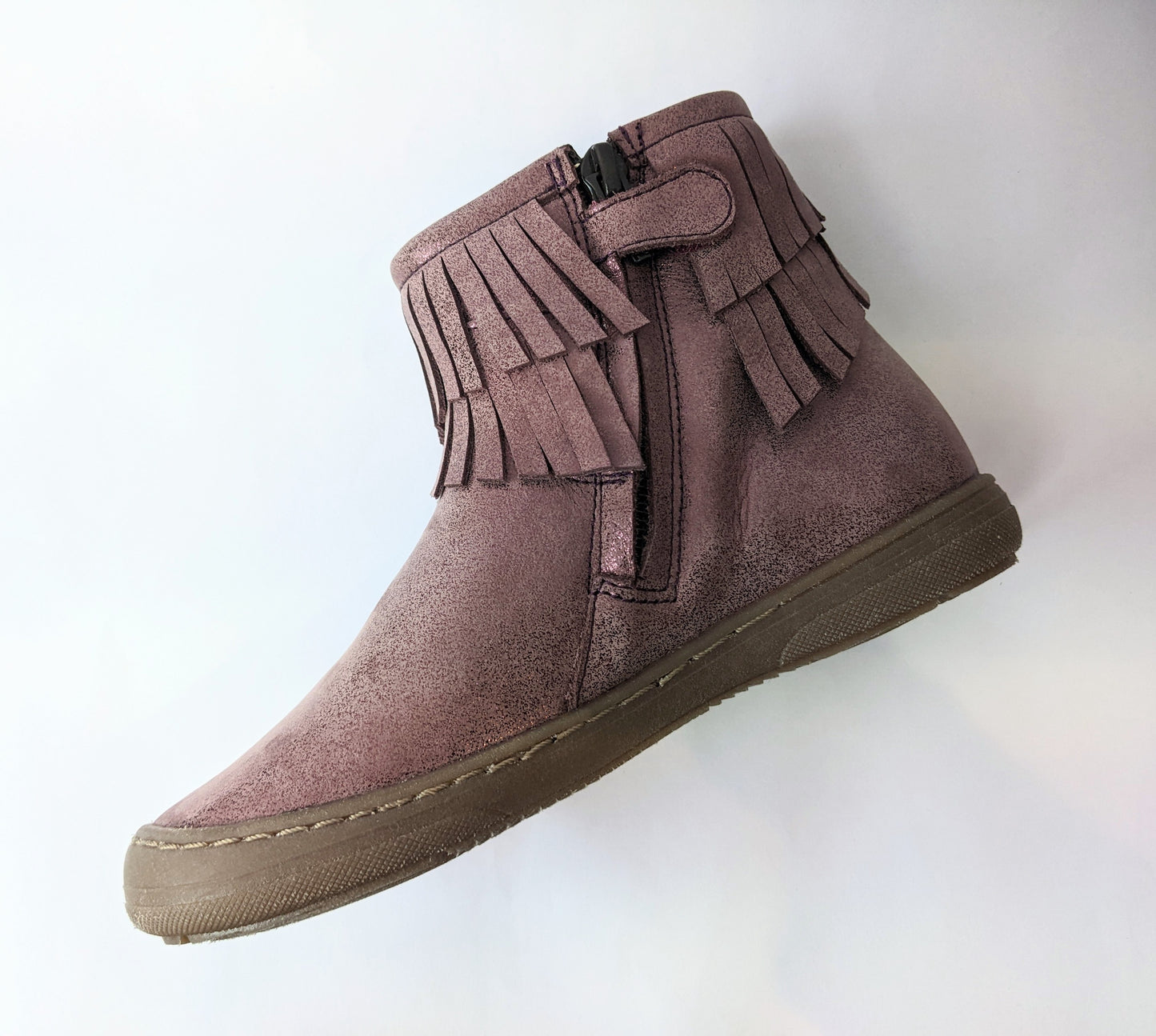 A girls ankle boot by Froddo, style G3160108-1,in pink shimmer with zip fastening. Angled view.