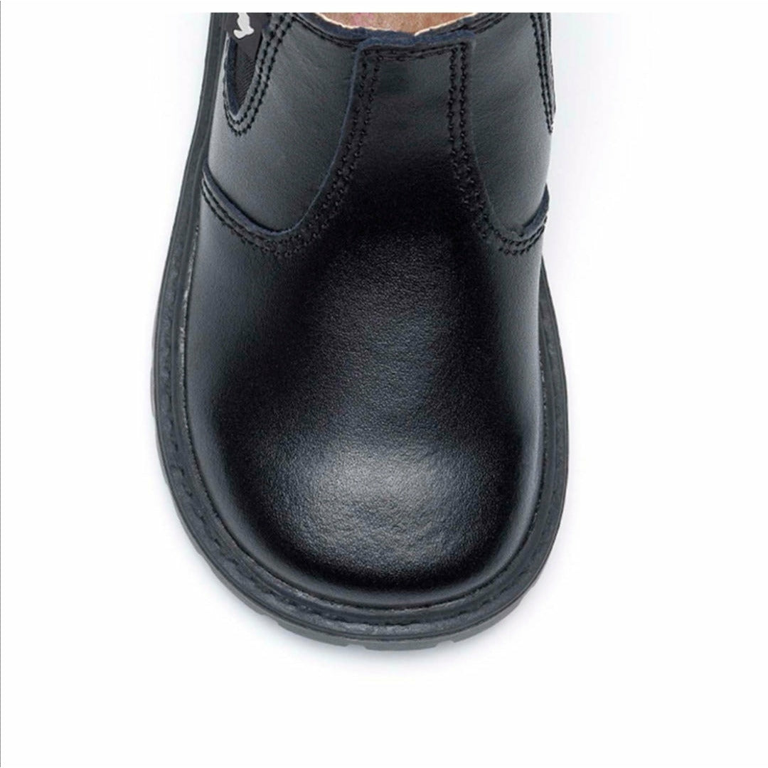 A unisex Chelsea boot by Chipmunks, style Ranch, in black leather. Top view.