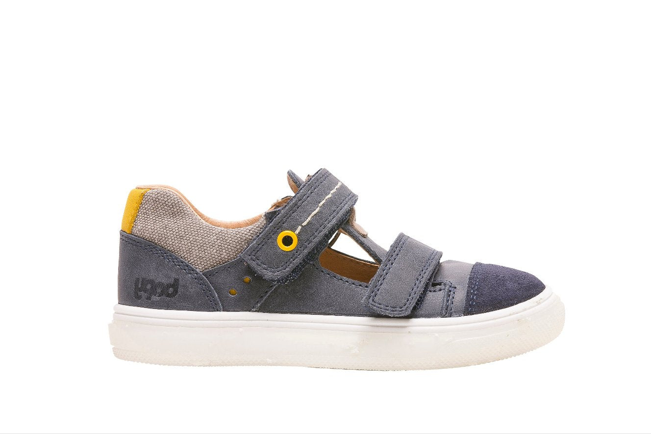 A boys summer shoe by Bopy, style Viporo, in blue with velcro fastening. Left side view.